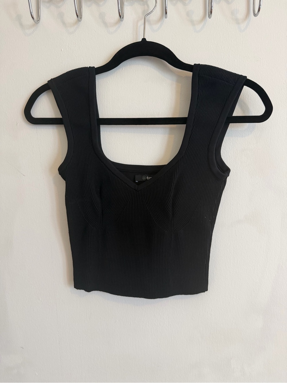 Cuts Coreflex Sweetheart Tank Cropped